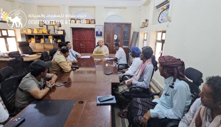 The Governor of Socotra heads a meeting with tourism agencies to research the organization of work and the development of the tourism sector