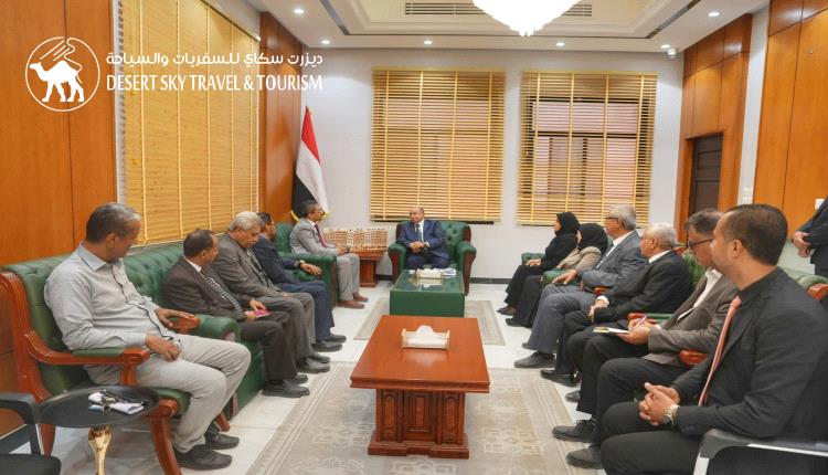 Al-Khanbashi Discusses with Minister of Culture and Tourism Ways to Revitalize Tourism and Enhance Cultural Activity in Hadhramaut